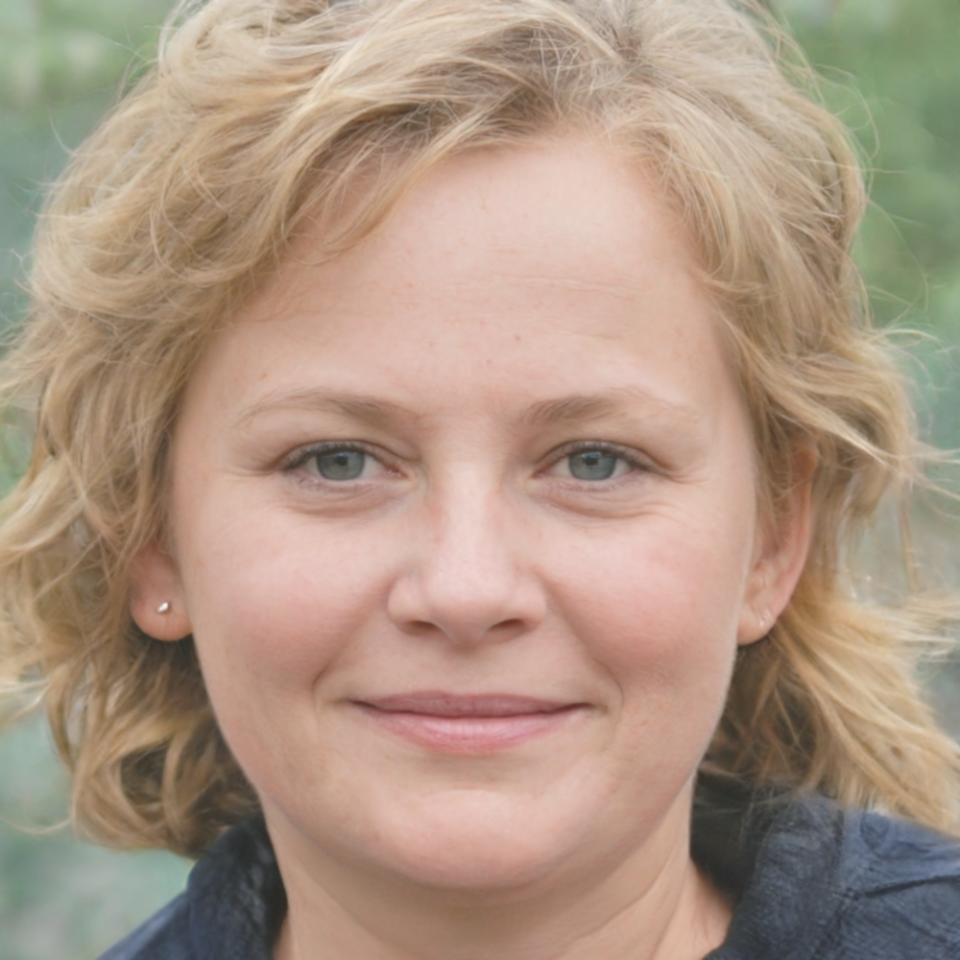 Retrato profesional de Elisenda Ferrer